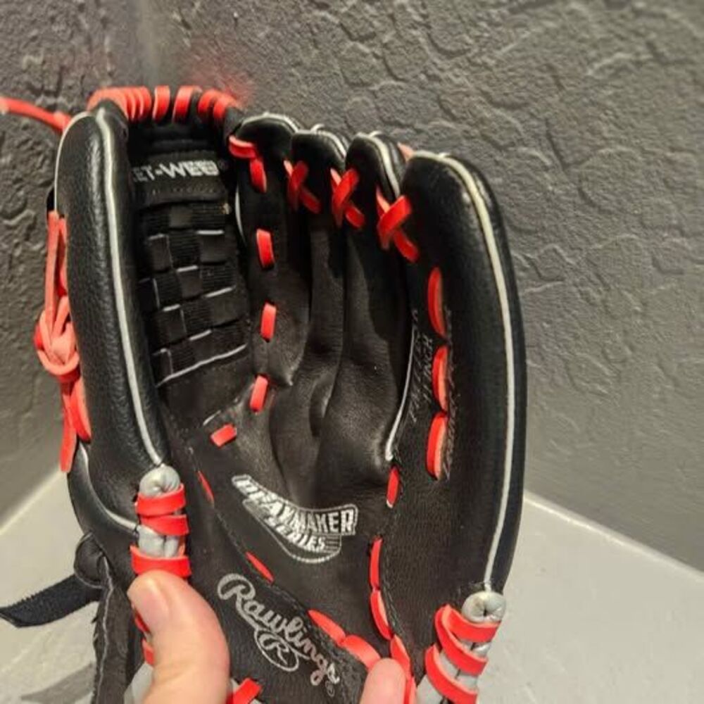 Rawlings Playmaker Series PM11BSR Baseball Glove